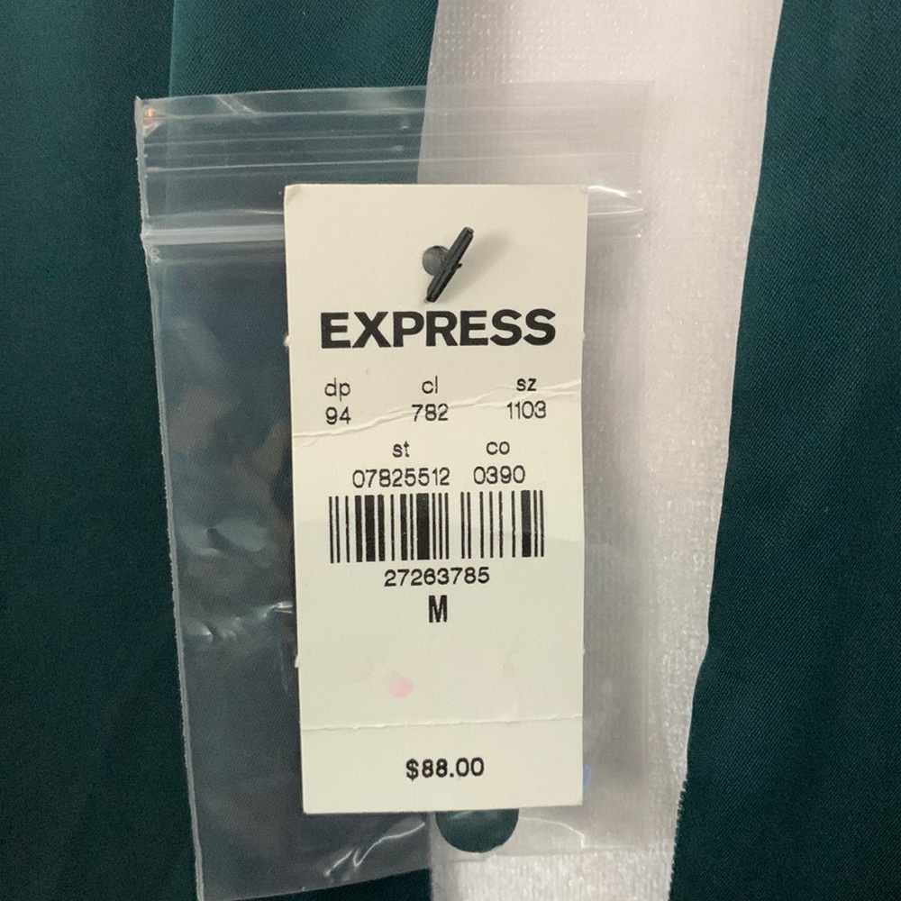 Express gown - Picture 7 of 7